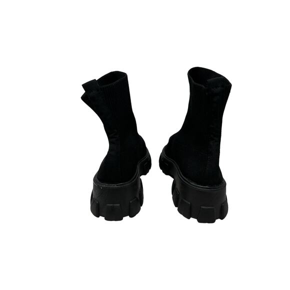 Black slip on thick sole sock boots size 41 -10 - Picture 2 of 10